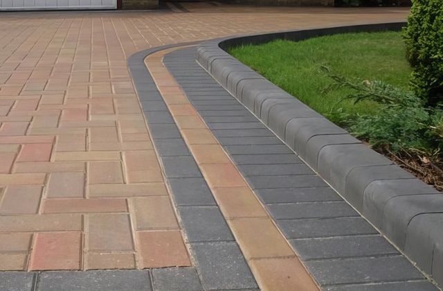 Driveway Cleaners Oldham