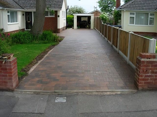 images/driveway-cleaning/slider/drive-way-cleaning-5-kireth-ai.jpg