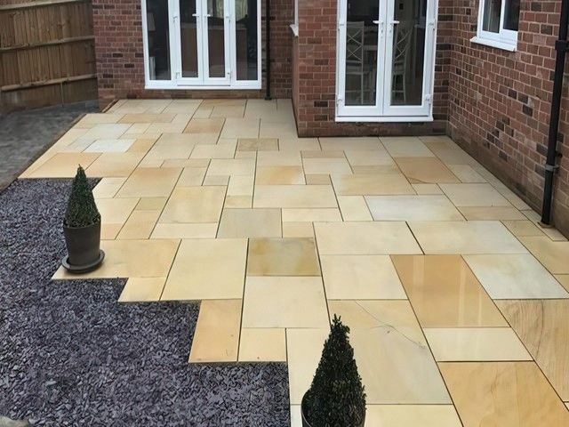 images/patio-cleaning/slider/patiocleaning-4-kireth-ai.jpg